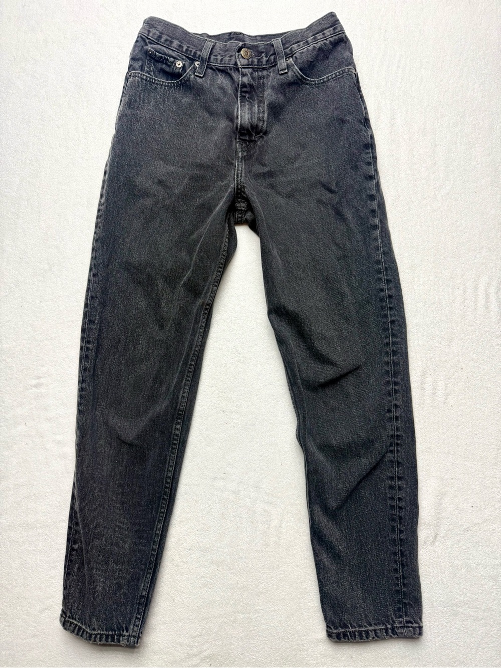 Levi's Women's Straight Leg Jeans in Washed Black